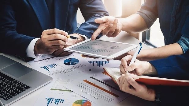 Why Are Audit Services in Dubai Essential for Business Compliance?